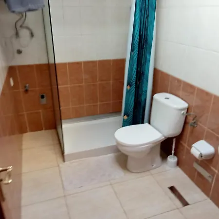 Πανσιόν Playa Chica, Pozos