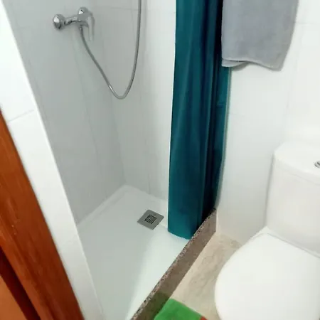 Playa Chica, Pozos Affittacamere