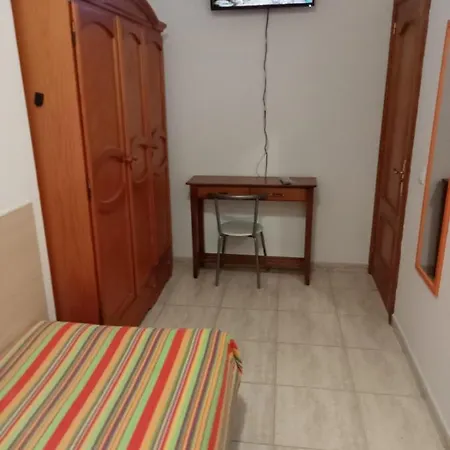 Playa Chica, Pozos بويرتو ديل روزاريو