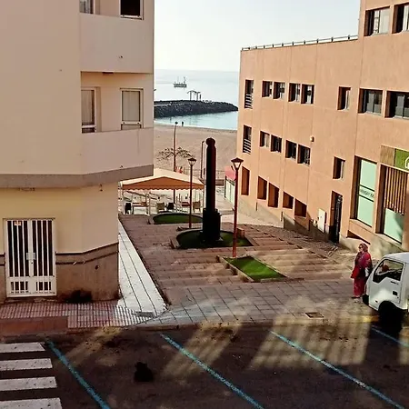 Playa Chica, Pozos بويرتو ديل روزاريو